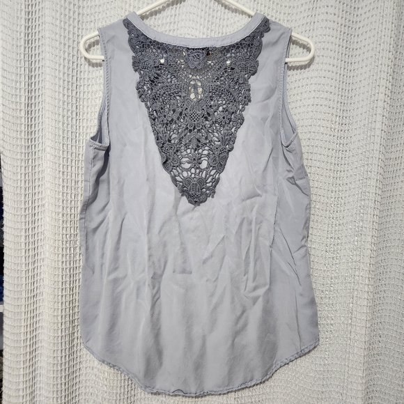 Knox Rose, sleeveless blouse, Medium - Picture 4 of 6